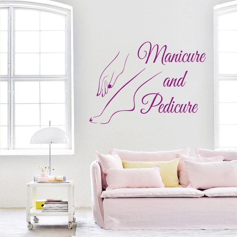 Beauty Salon Manicure Pedicure - Interior Design Nail Salon recensione e prezzo