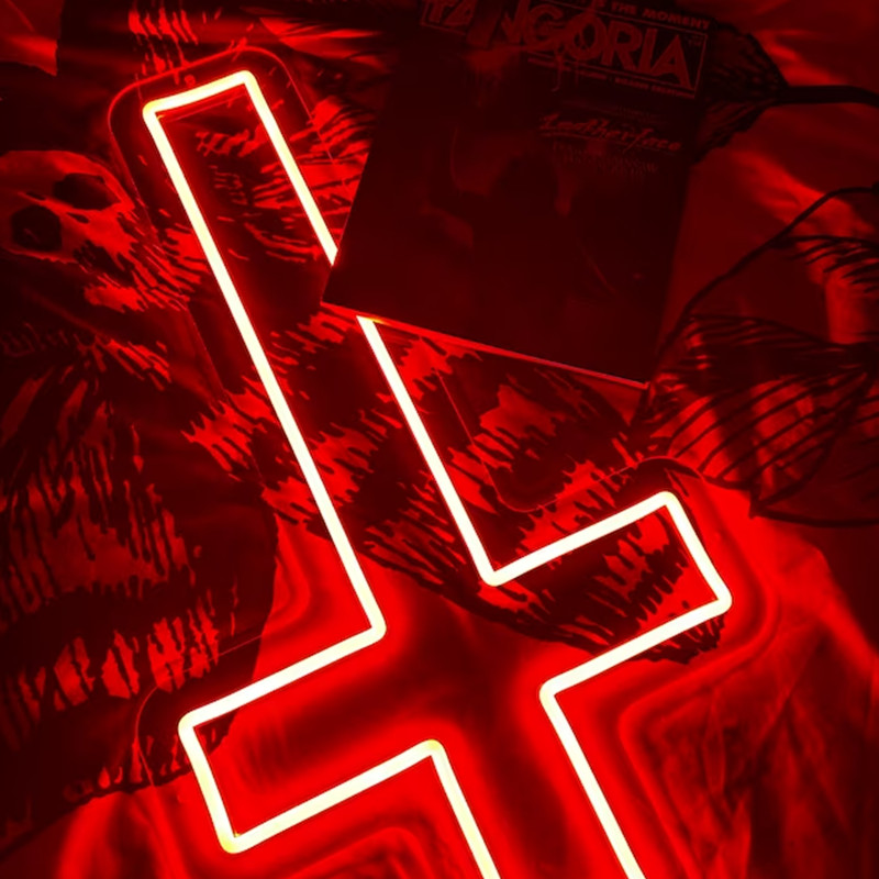 Cross Neon Light Custom Neon S - Engineering And Interior Design recensione e prezzo